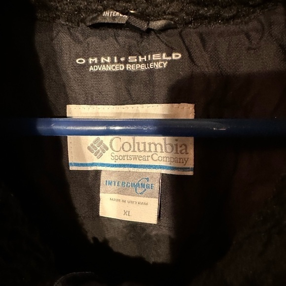 Columbia Insulated Vest Men’s Size XL Omni Shield Technology - Picture 10 of 11